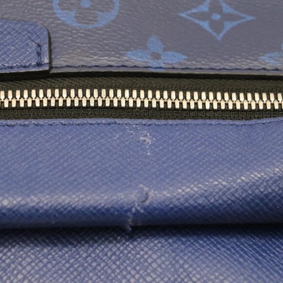 Louis Vuitton Cobalt Blue Taiga Leather Monogram Canvas Outdoor Messenger Bag - Picture 11 of 15